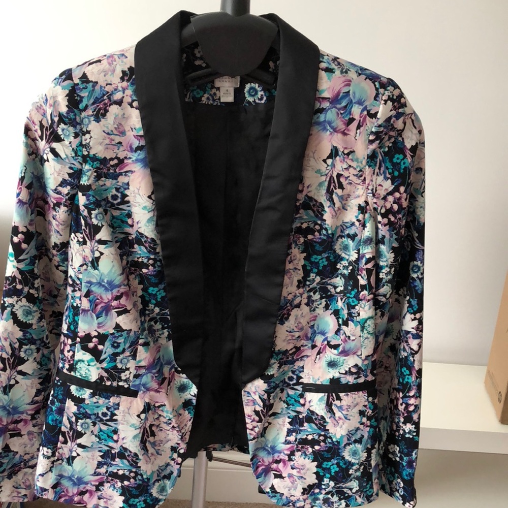 Floral Blazer/Jacket